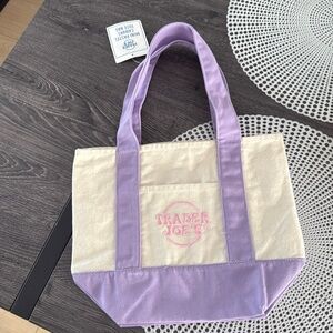 Trader Joe’s Purple/Cream Canvas Tote Bag-NWT